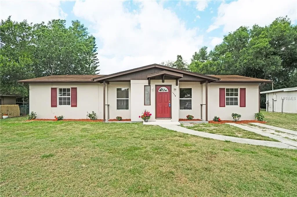 1110 E Hancock Drive Deltona FL 32725