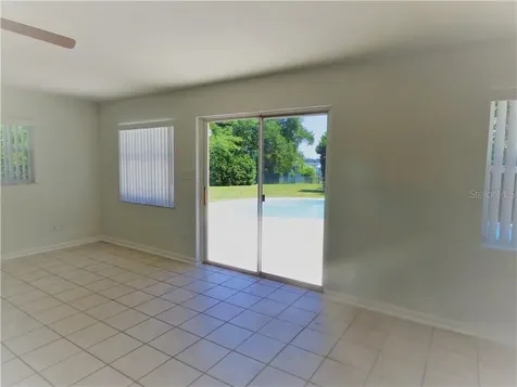 5600 Birr Court Orlando FL 32809