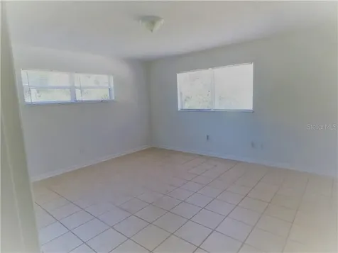 5600 Birr Court Orlando FL 32809