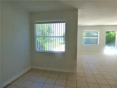 5600 Birr Court Orlando FL 32809
