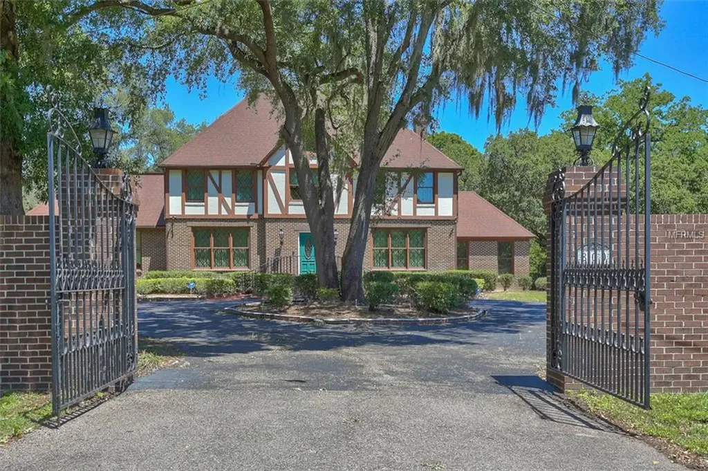 800 Stanberry Drive Brandon FL 33511