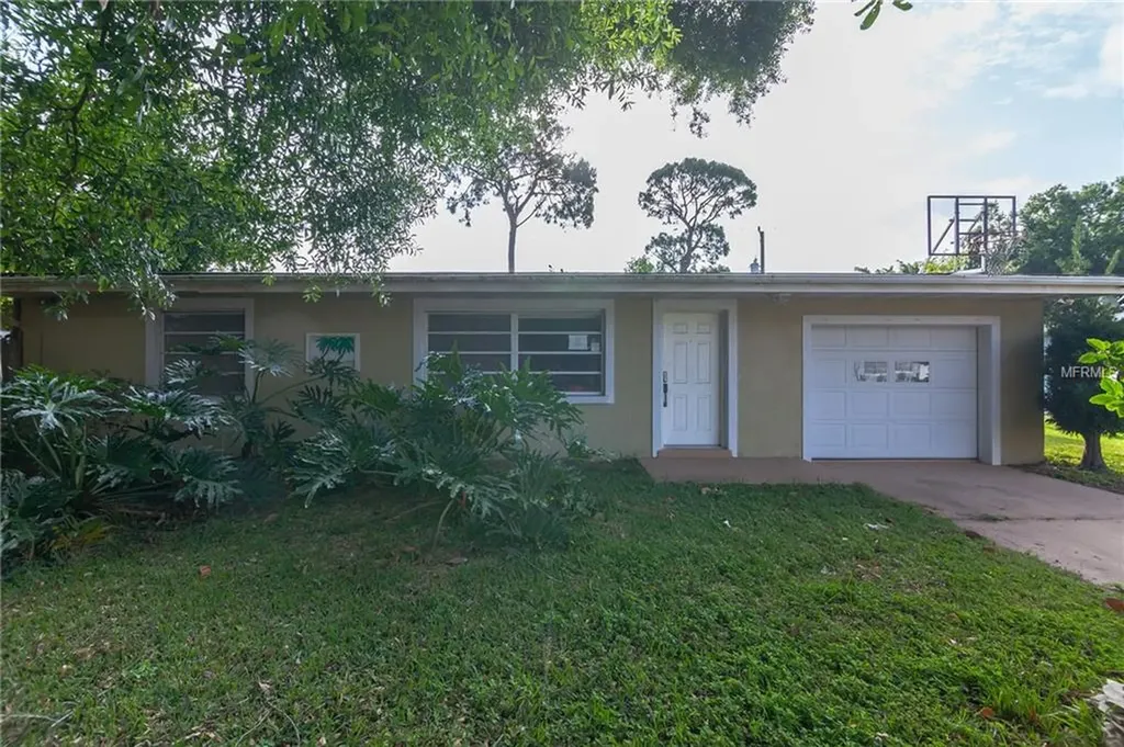 5415 5th Street Court E Bradenton FL 34203
