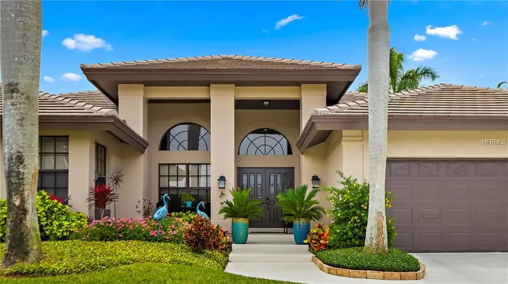 6095 Leeland Street S St Petersburg FL 33715