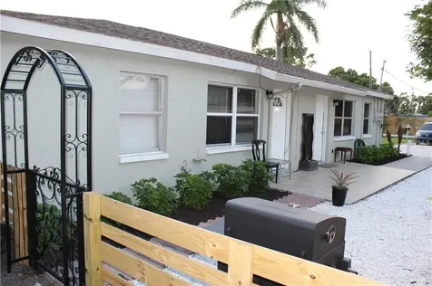 1856 Marbeth Street Sarasota FL 34231