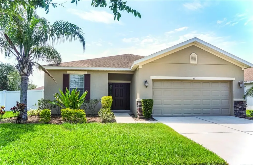 511 Stone Briar Drive Ruskin FL 33570
