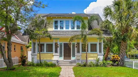 556 3rd Street N St Petersburg FL 33701