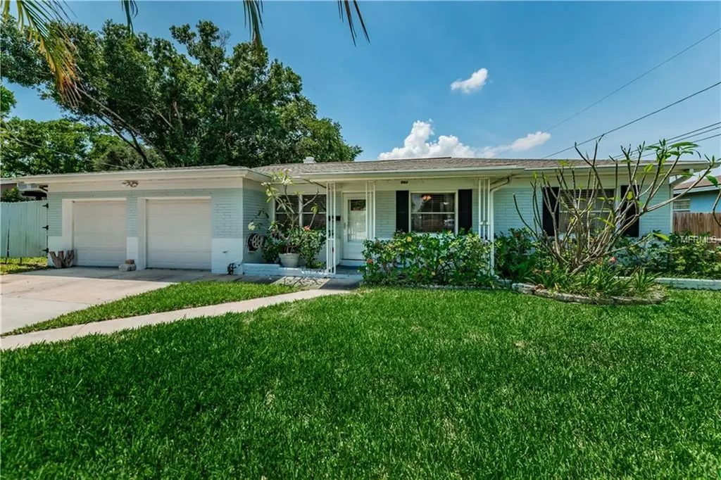 6014 Hobson Street NE St Petersburg FL 33703