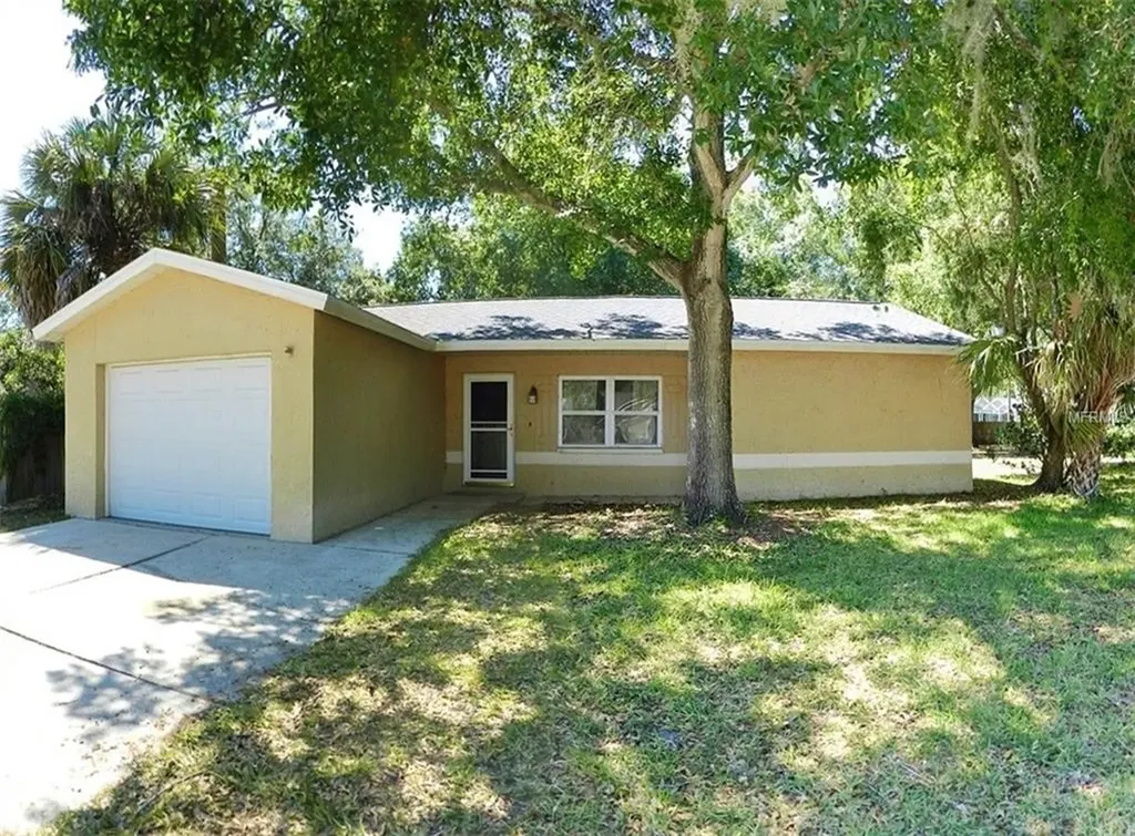 13207 Laraway Court Riverview FL 33579