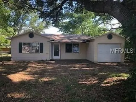 121 W Grapefruit Circle Clearwater FL 33759