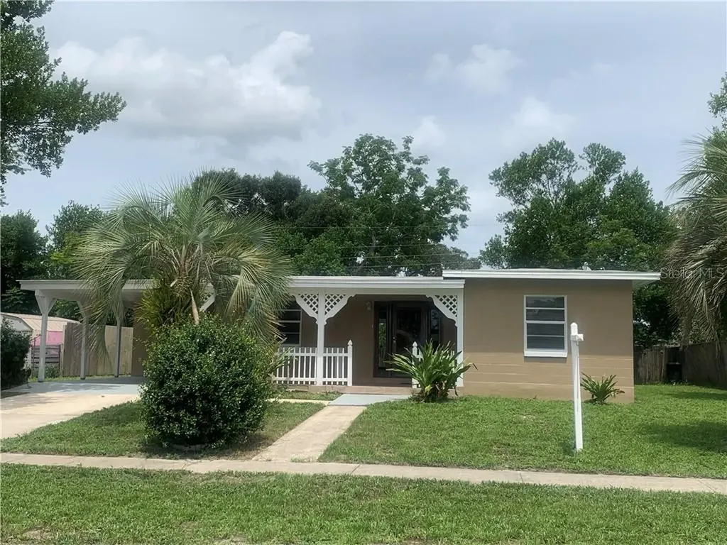 1411 Corinthian Avenue Deltona FL 32725