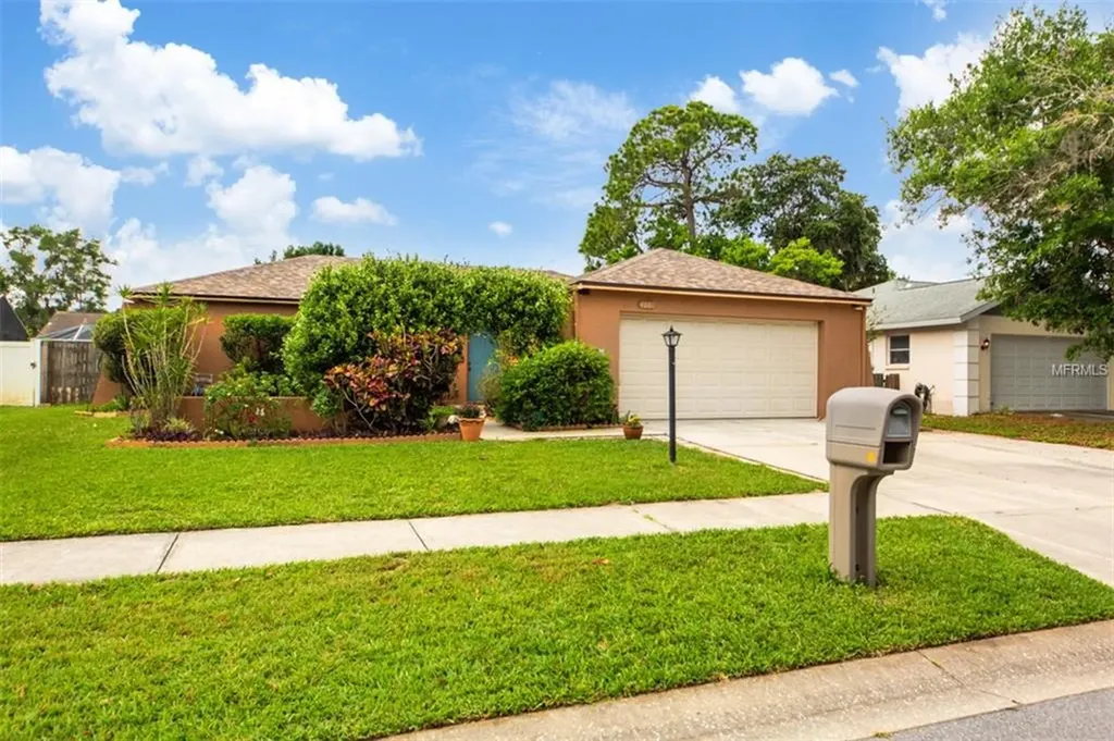 4061 Palau Drive Sarasota FL 34241