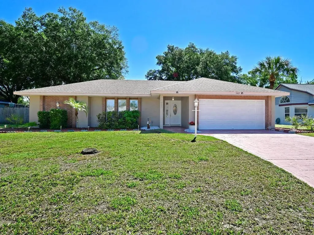 5003 30th Street Court E Bradenton FL 34203