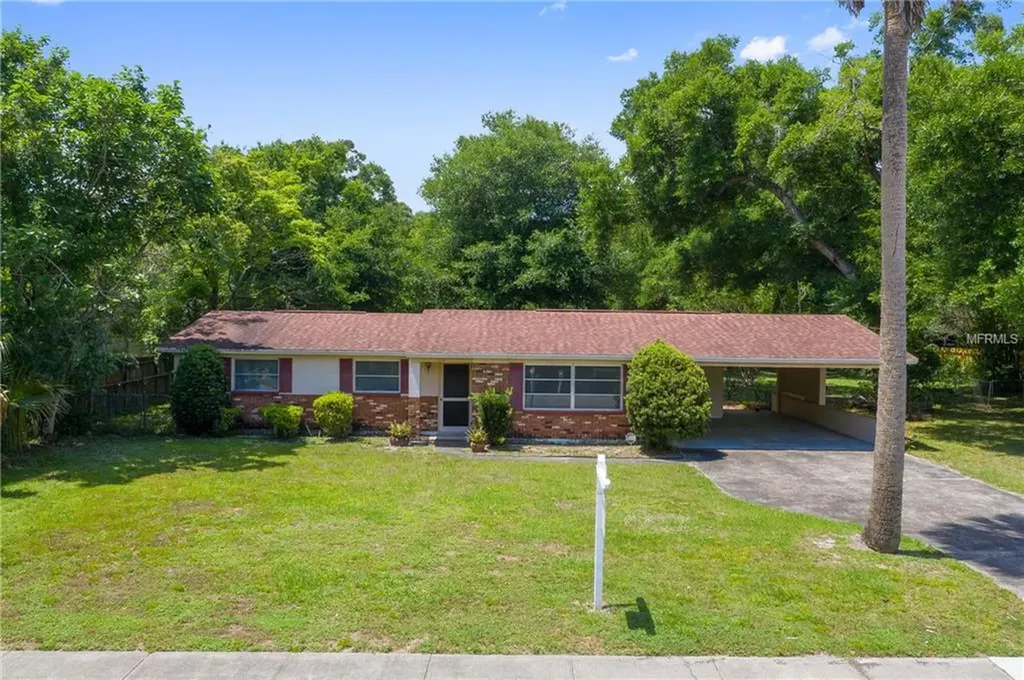 616 Lake Avenue Altamonte Springs FL 32701