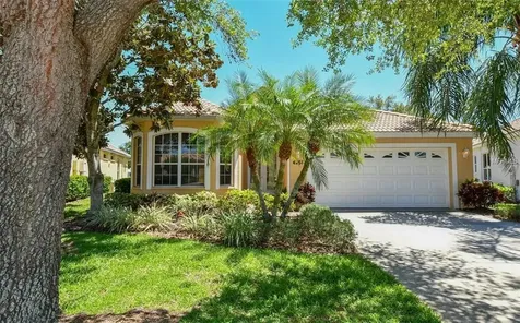 4261 Miriana Way Sarasota FL 34233