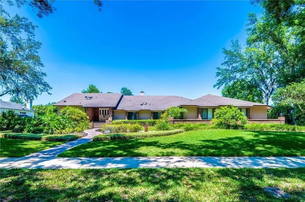4552 Woodlands Village Drive Orlando FL 32835