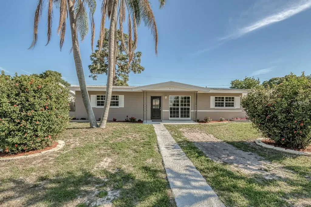 3212 49th Avenue N St Petersburg FL 33714