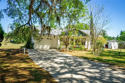 3 Oak Street Mascotte FL 34753