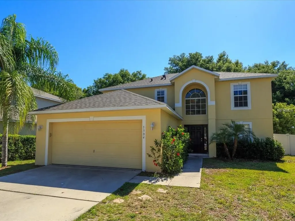 1304 Hawks Nest Avenue Groveland FL 34736