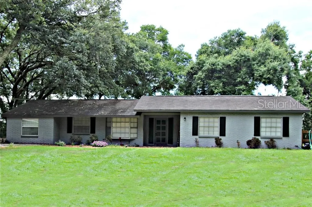 4832 Edmund Court Dover FL 33527