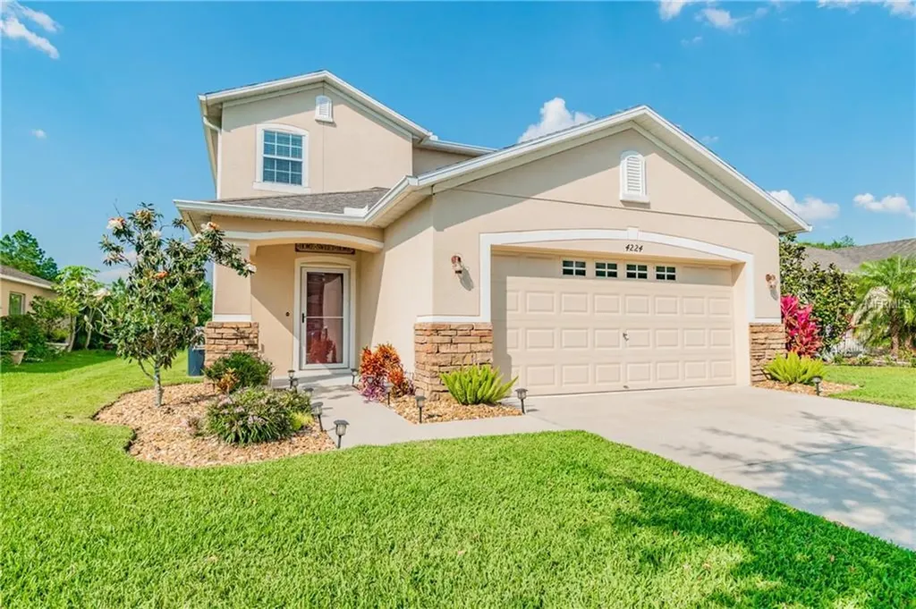 4224 Warwick Hills Drive Wesley Chapel FL 33543
