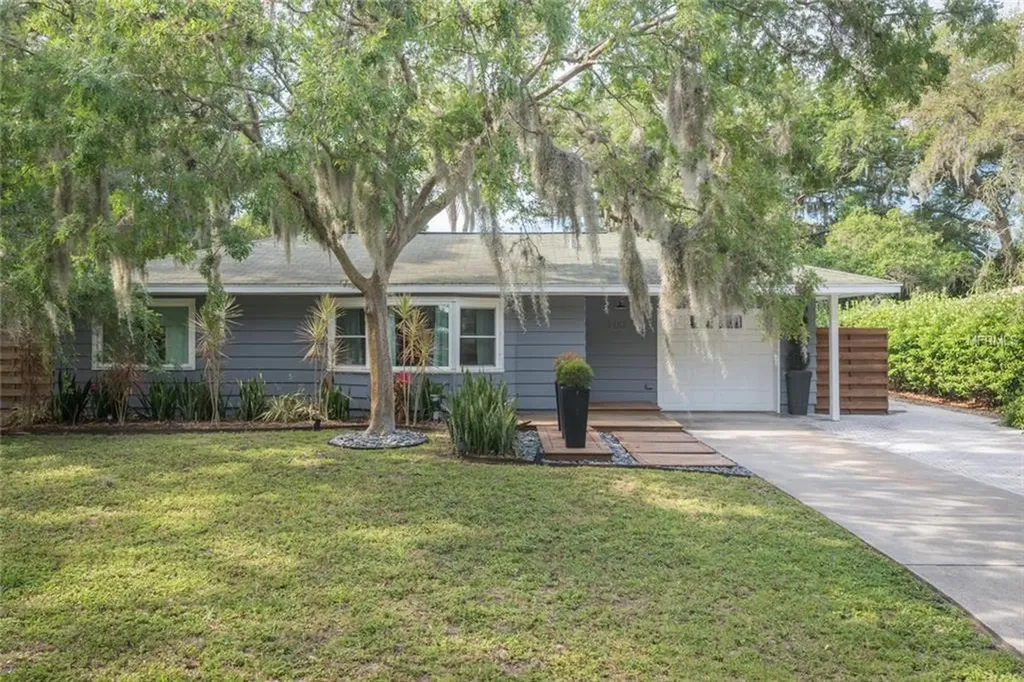 2182 Clematis Street Sarasota FL 34239