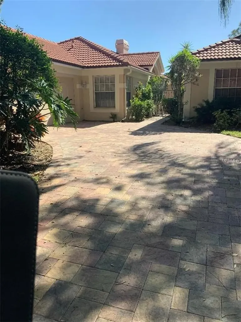4096 Lyndhurst Court Sarasota FL 34235
