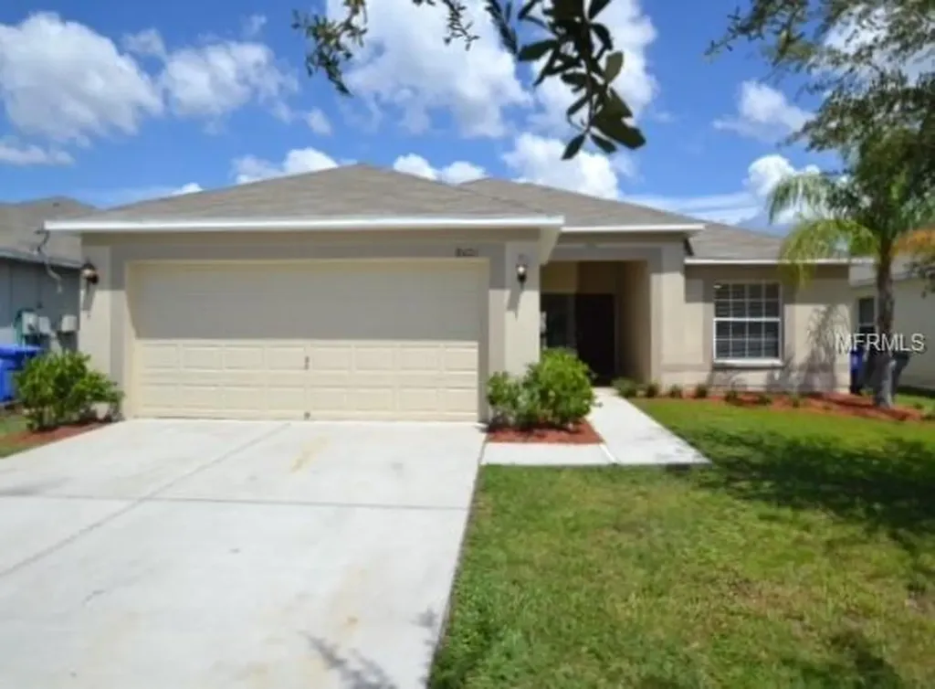 8421 Carriage Pointe Drive Gibsonton FL 33534