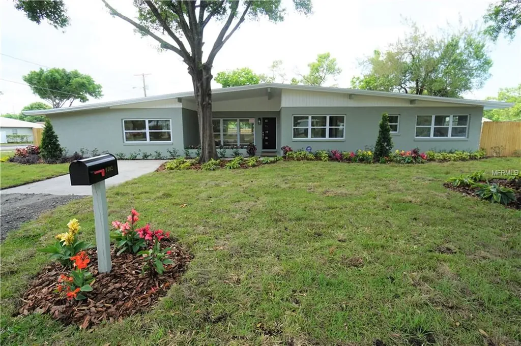 9302 N Rome Circle Tampa FL 33612