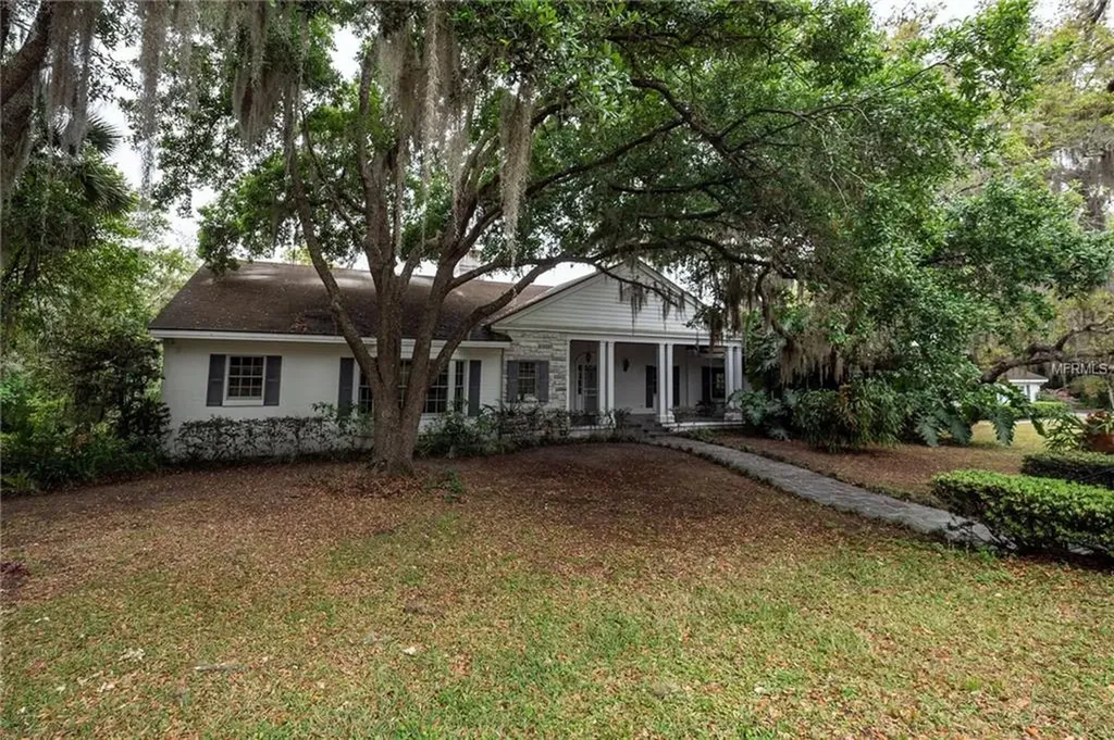 1700 Country Club Road Eustis FL 32726