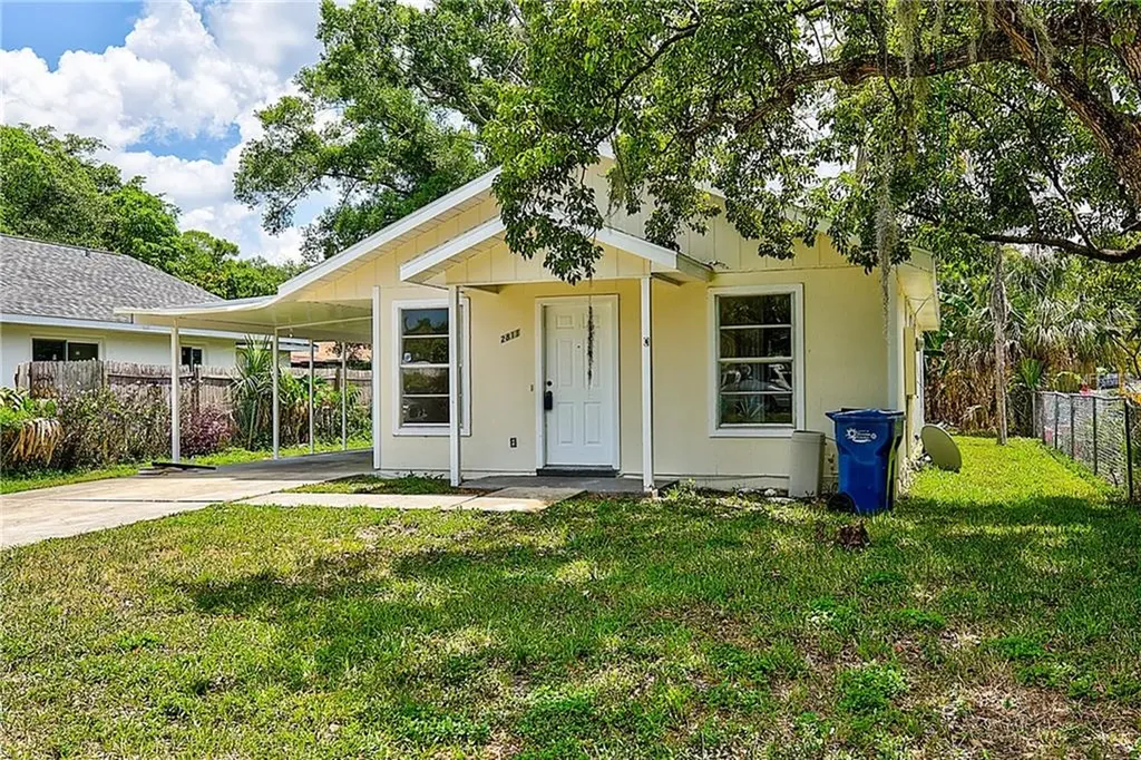 2811 8th Street Court W Bradenton FL 34205