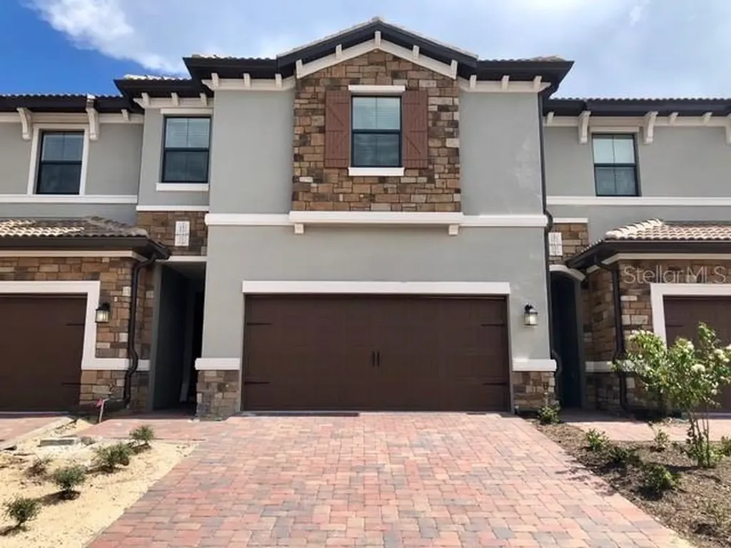 1226 Payne Stewart Drive Davenport FL 33896