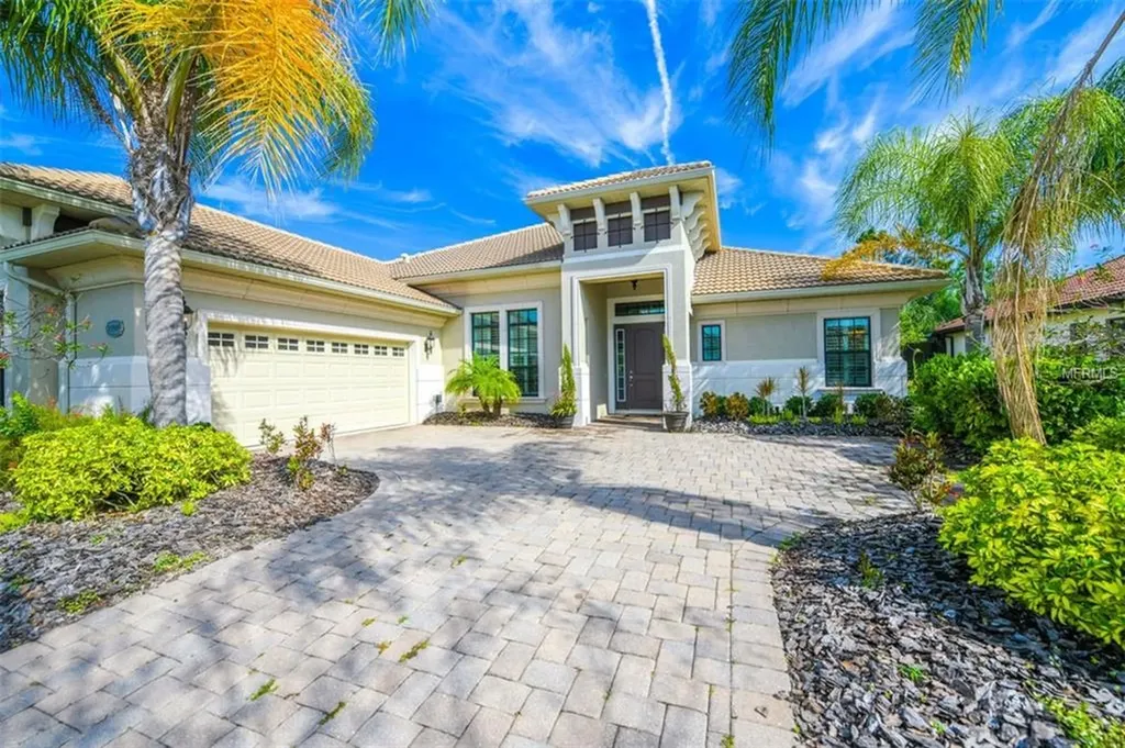 15505 Leven Links Place Lakewood Ranch FL 34202