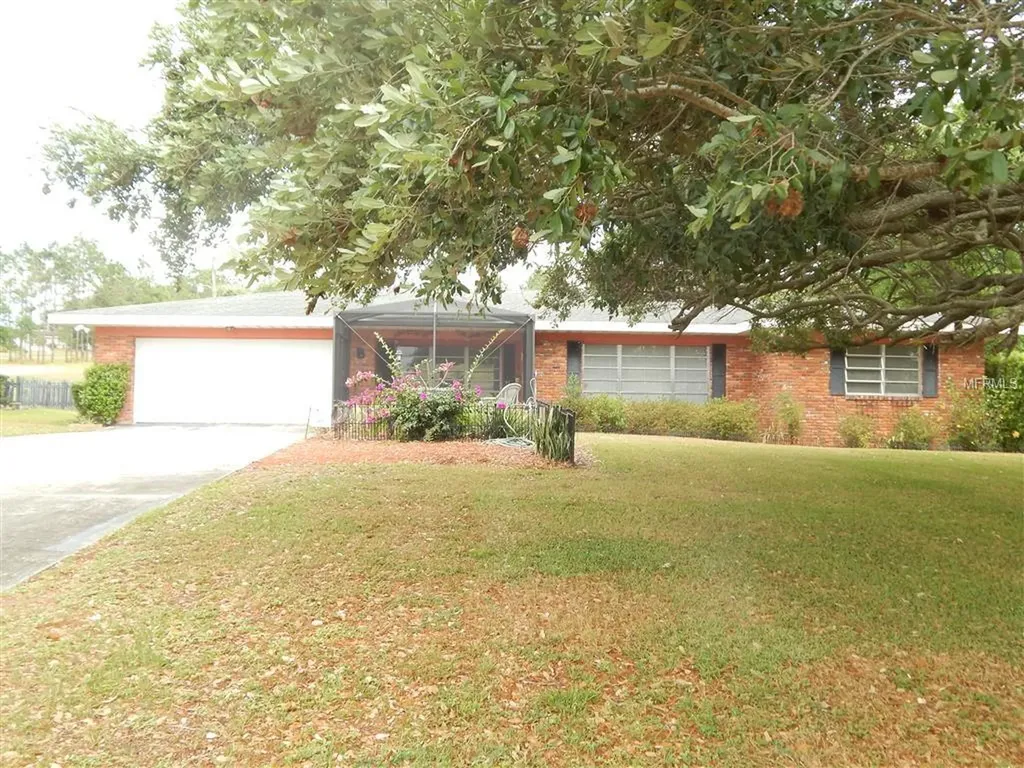 915 N Lakeshore Boulevard Lake Wales FL 33853