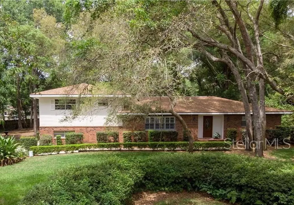 337 Huntington Drive Deland FL 32724