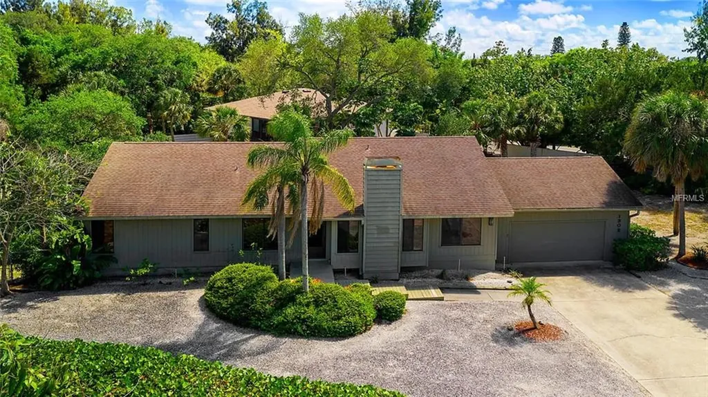 1302 Roberts Bay Lane Sarasota FL 34242