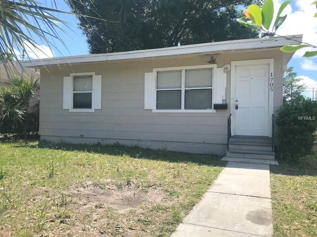 1705 40th Street S St Petersburg FL 33711