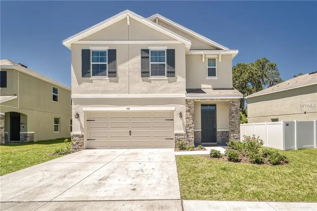 918 Ashentree Drive Plant City FL 33563
