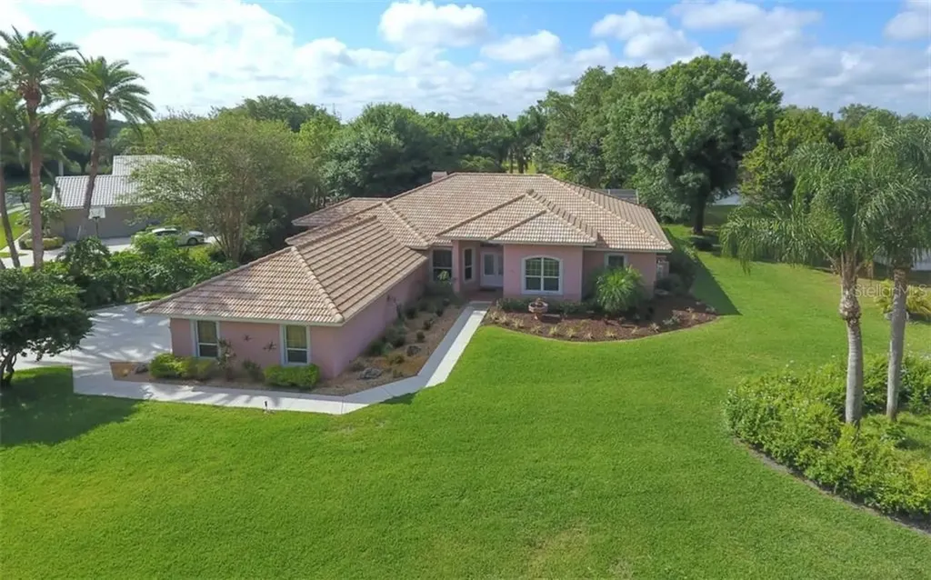 8477 Turnberry Circle Sarasota FL 34241