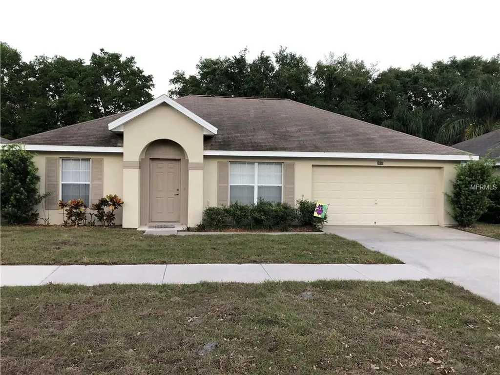 3850 Bayshore Circle Tavares FL 32778