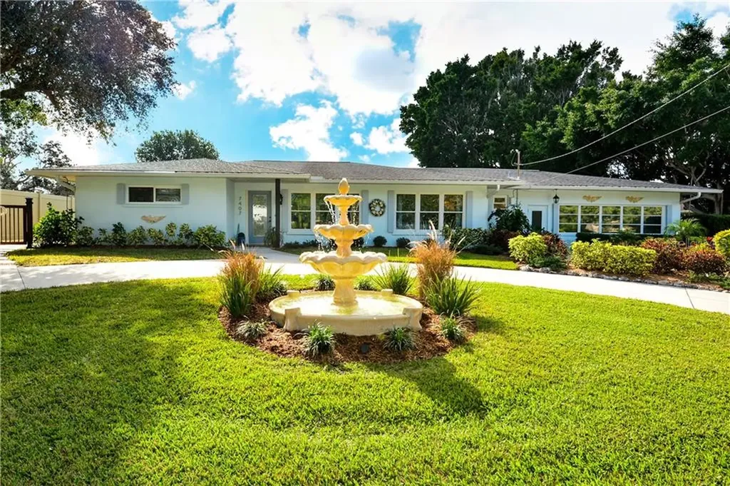 7407 Riverview Drive Bradenton FL 34209