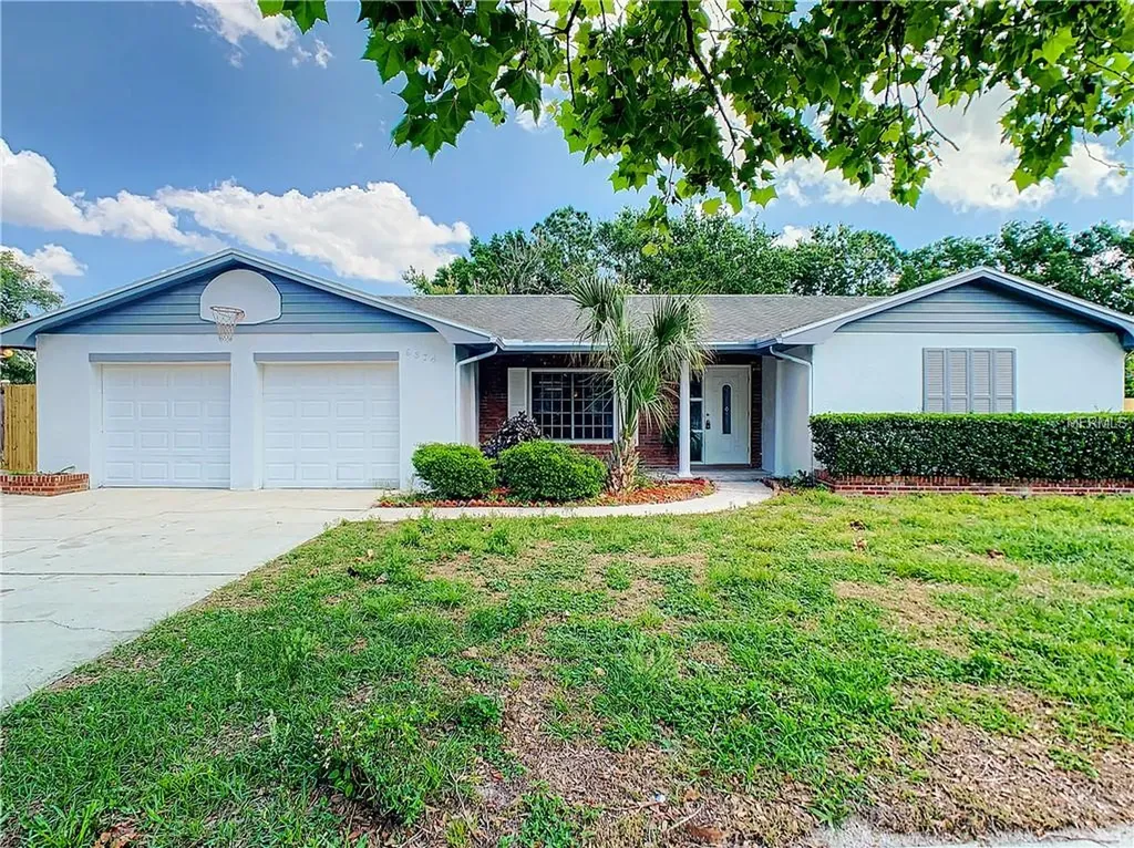 8374 Sandberry Boulevard Orlando FL 32819