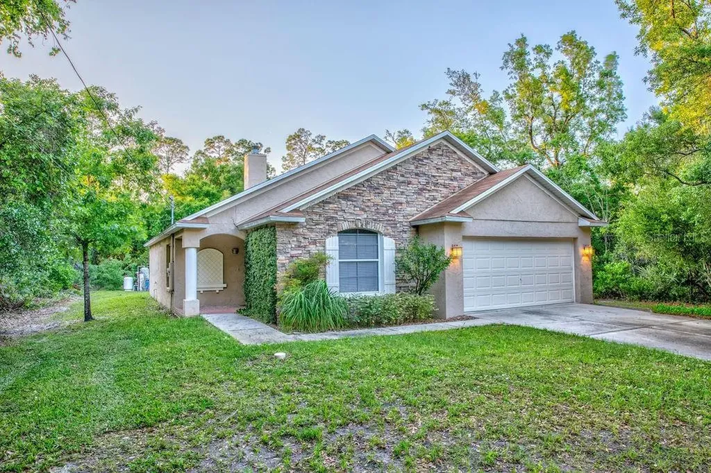 2535 E Lake Drive Deland FL 32724