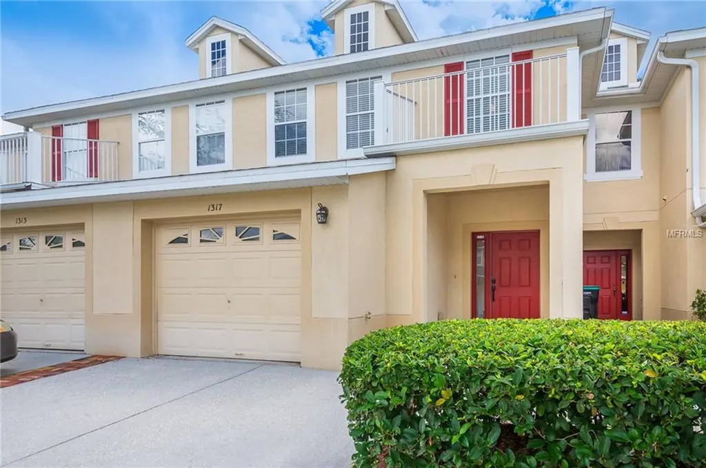 1317 Falling Star Lane Orlando FL 32828