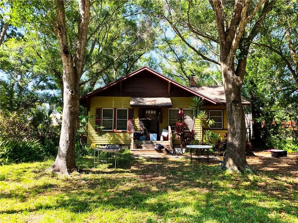 3719 41st Avenue N St Petersburg FL 33714