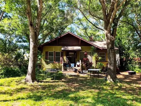 3719 41st Avenue N St Petersburg FL 33714