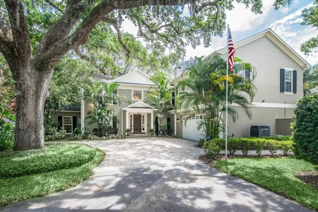 3112 W Chapin Avenue Tampa FL 33611