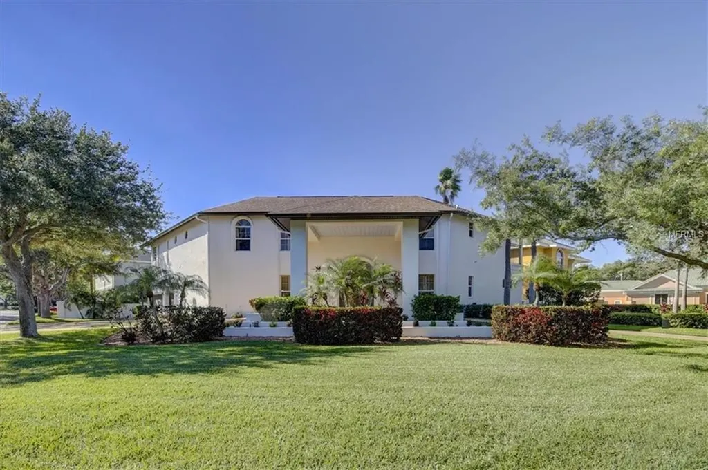1097 Sable Court NE St Petersburg FL 33702