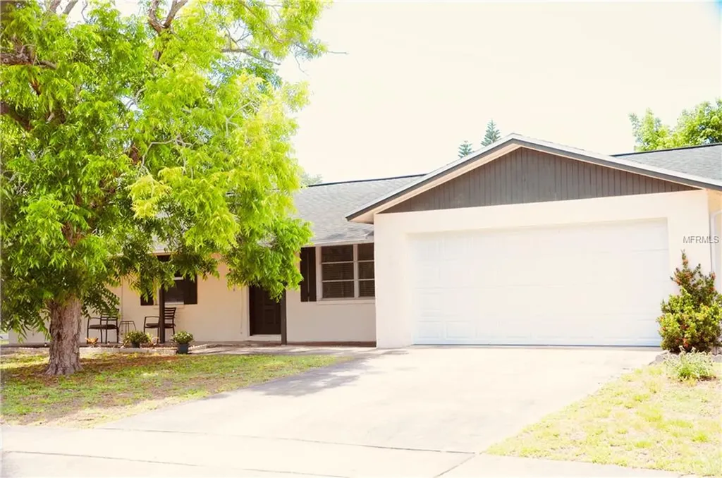 1010 S Betty Lane Clearwater FL 33756