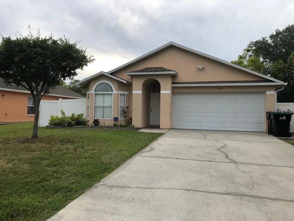9510 9th Avenue Orlando FL 32824