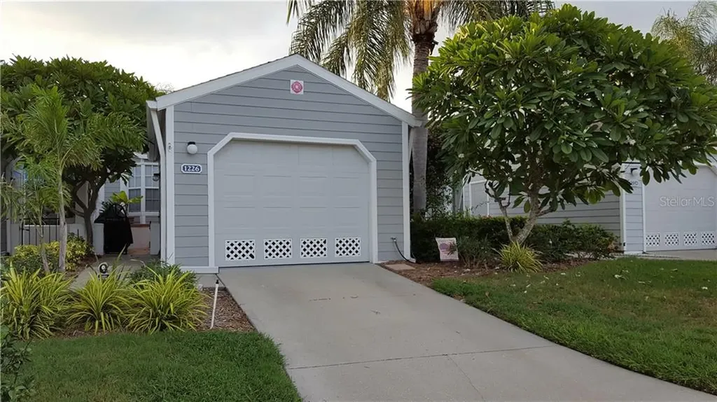 1226 Spoonbill Landings Circle Bradenton FL 34209